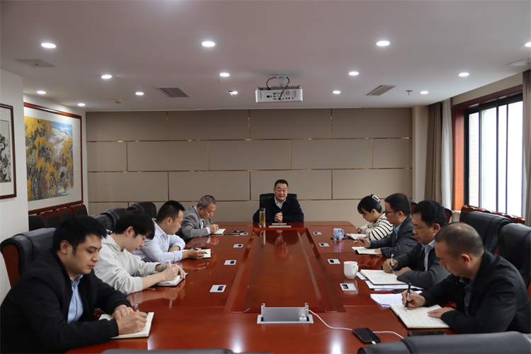鄧華主持召開集團冷鏈、外貿(mào)進出口業(yè)務專題會